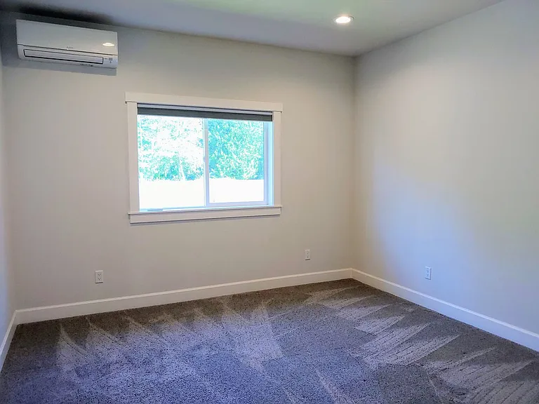 1803 Watkins Rd — Photo 17