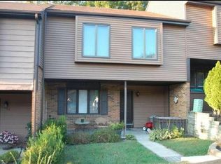 5447 Doral Dr, Wilmington, DE 19808