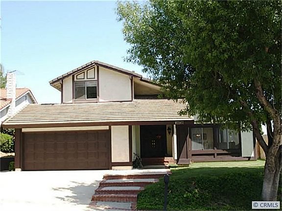 2nd image of 21035 Glenbrook Dr