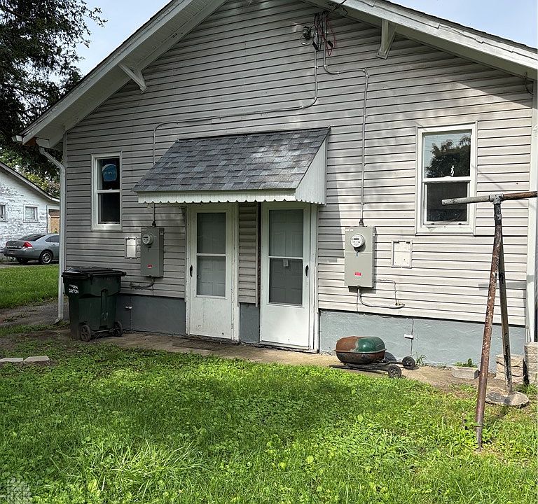 2nd image of 736-738 Osmond Ave