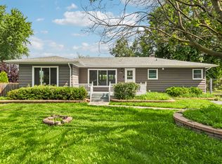 520 Woodlyn Dr, Aurora, IL 60505
