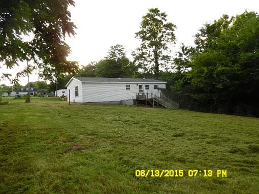 2nd image of 120 Cherry St