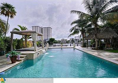 1st image of 742 Intracoastal Dr