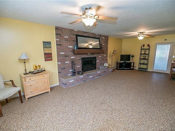 3rd image of 353 Forest Meadows Dr