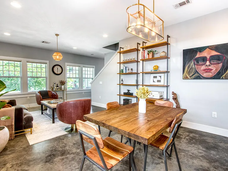 1638 Kings Hwy — Photo 7