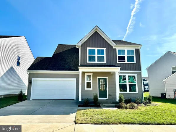 59 Eisenhower Ave, Ranson, WV 25438