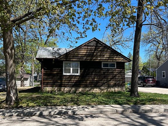 3rd image of 426 Midway Dr