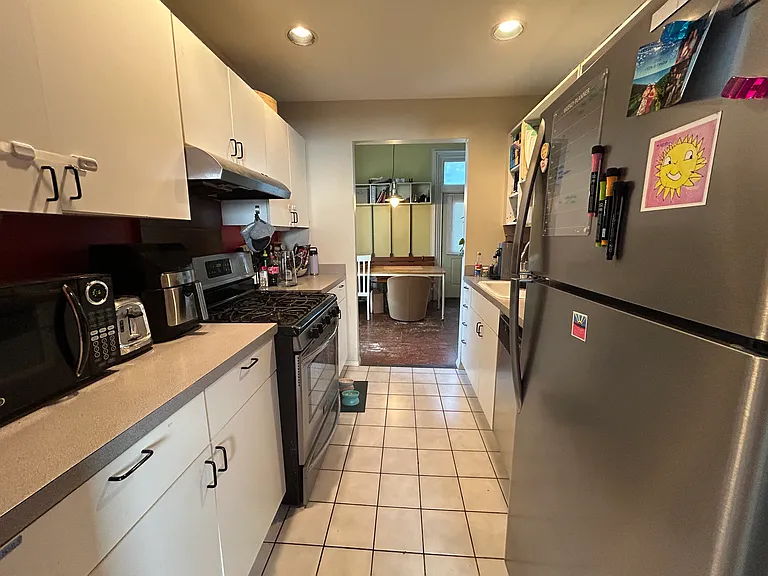743 Parker St #2 — Photo 11