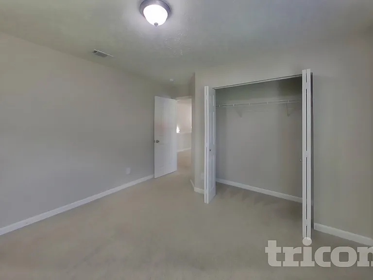 125 Ivy Hill Ln — Photo 9