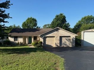 7249 Peden Rd, Azle, TX 76020