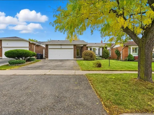 40 Claypine Trl, Brampton, ON L6V 3L9
