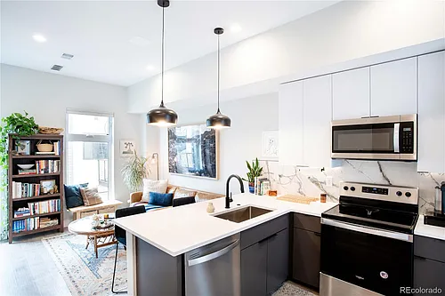 635 Inca St #4 Photo 1