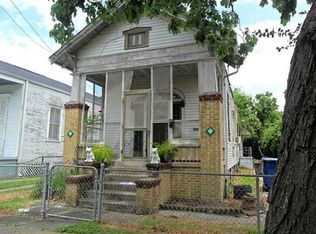 1030 Monroe St, Gretna, LA 70053