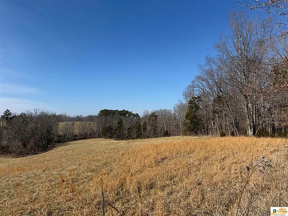 5th image of 304 N Cape Rd