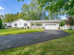 64 Creek Meadow Ln, Rochester, NY 14626