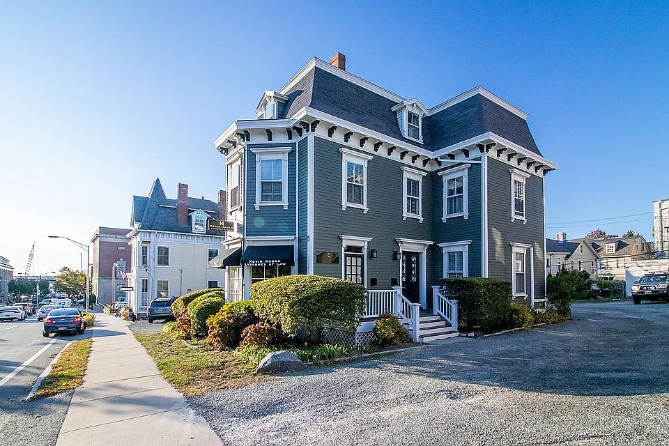 105 Memorial Blvd W, Newport, RI 02840 | Zillow