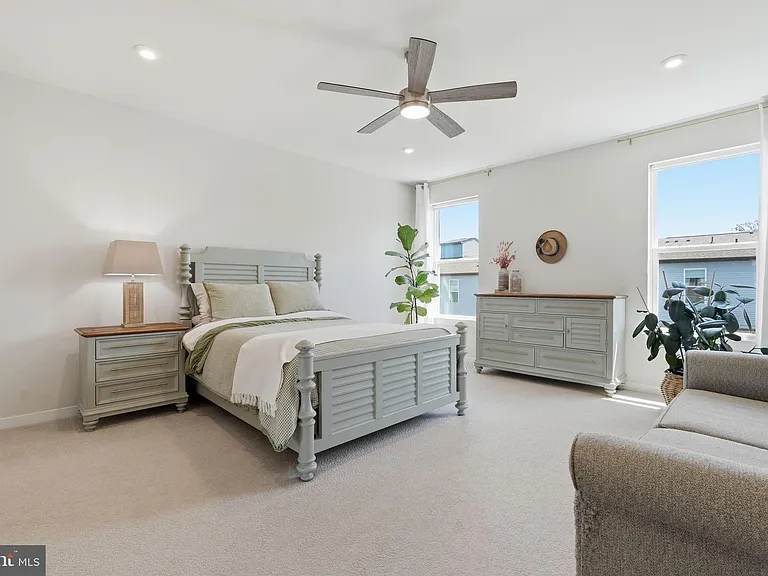 44617 Wolfhound Sq — Photo 13
