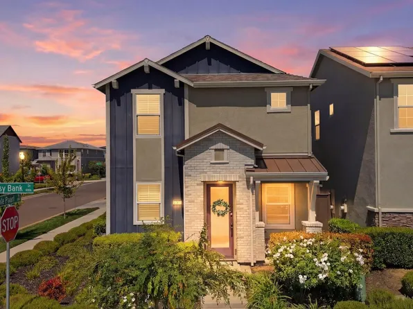 2949 Grassy Bank Ave, Sacramento, CA 95833