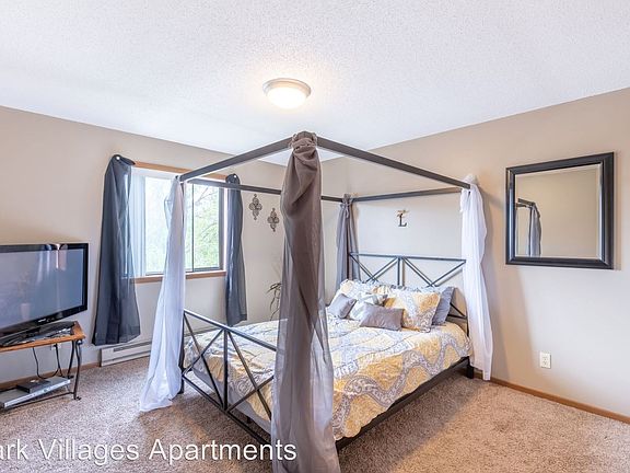 2nd image of 114 22nd St NW APT 104