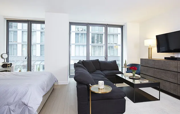 Rented by Brown Harris Stevens | media 1