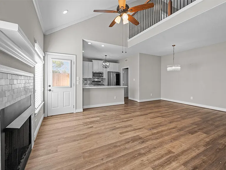 14603 Sanour Dr — Photo 12