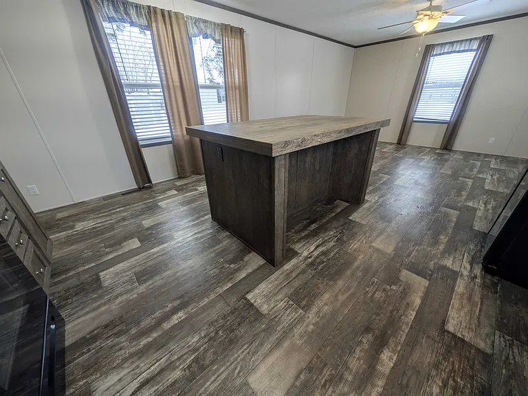 38000 Le Chateau Blvd #199 — Photo 3