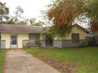 5531 Elmlawn Dr, Houston, TX 77033