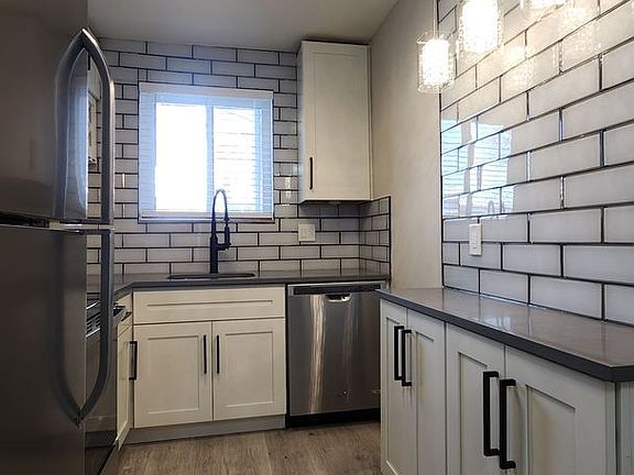 3rd image of 7556 Byron Pl #4032a9a51