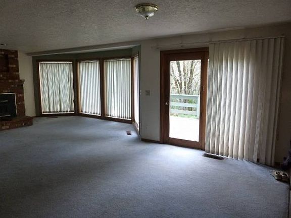 Living Room & Dining Room