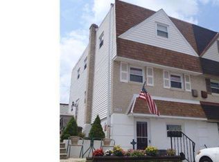 3426 Primrose Rd, Philadelphia, PA 19114