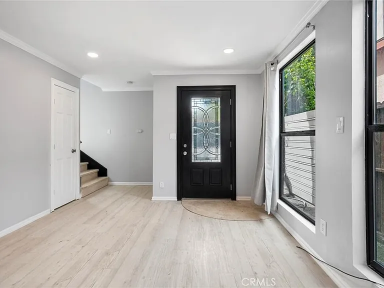 905 Dickson St #1 — Photo 39
