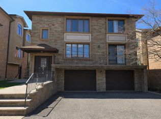 26 W Ruby Ave Floor 2, Palisades Park, NJ 07650