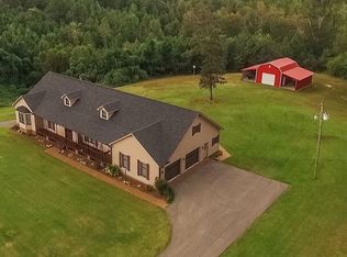 545 Davis Rd, Lexington, TN 38351