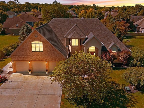 2nd image of 1918 Thistle Ct