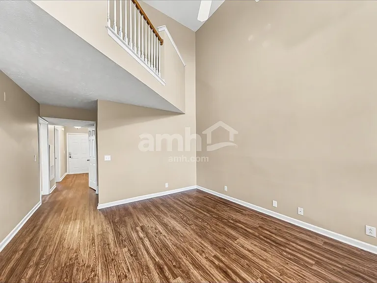 1801 Antebellum Dr — Photo 7