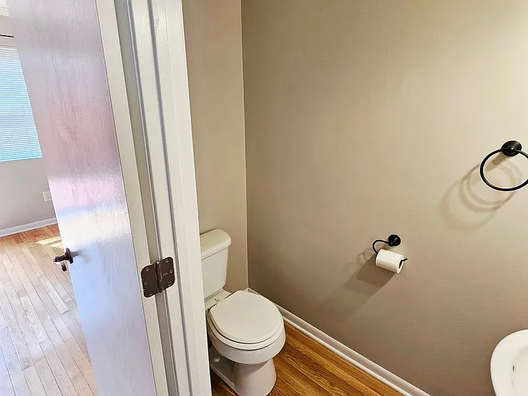 3054 Dorris Ave — Photo 5