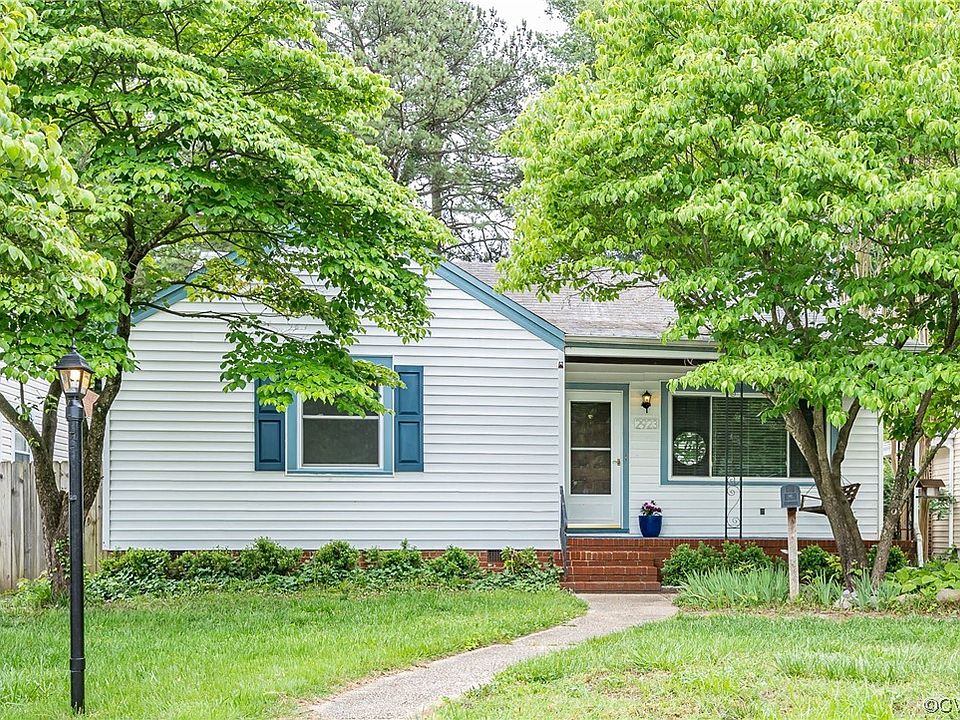 1st image of 2923 Dellrose Ave