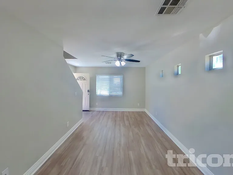 5230 Shreve Ave — Photo 5
