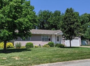 615 Michael Rd, Newton, KS 67114