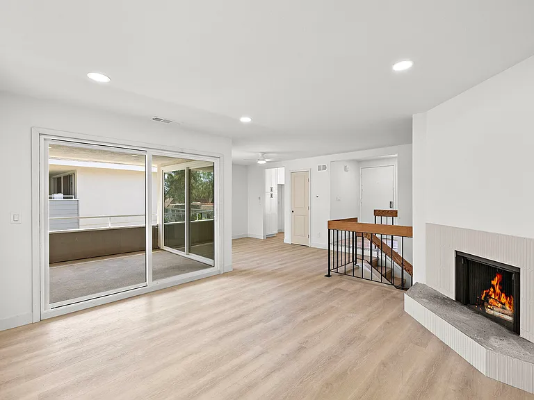 22311 Caminito Arroyo Seco #C — Photo 16
