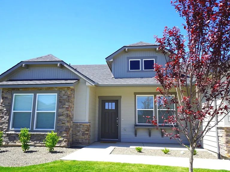 3551 N Tansy Pl — Photo 1