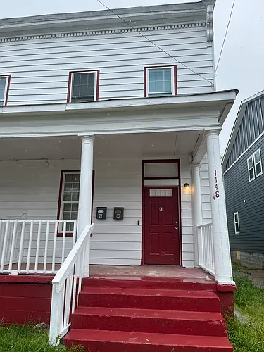 1148 Farmer St Photo 1