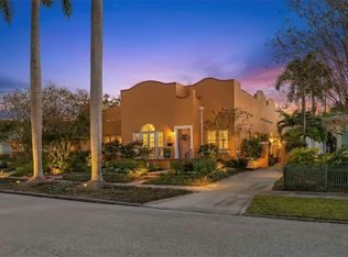 426 20th Ave NE, Saint Petersburg, FL 33704