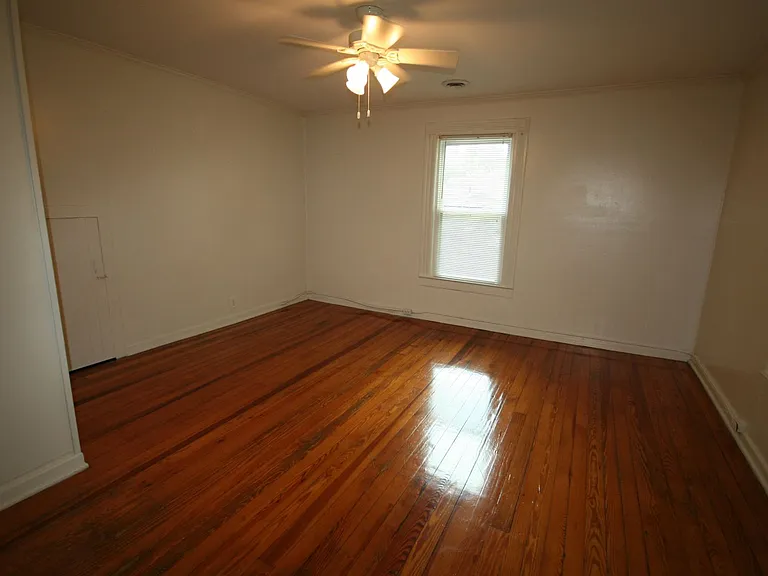 910 Lancaster St #A — Photo 11