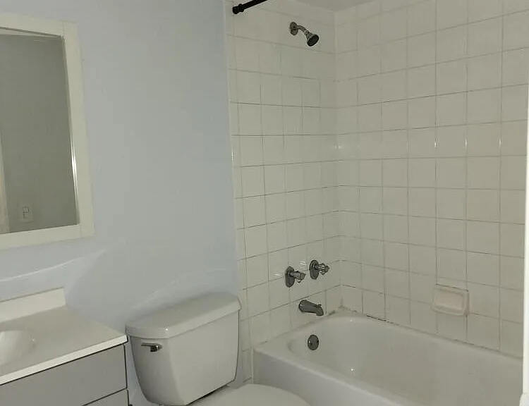 176 Waterside Dr — Photo 5