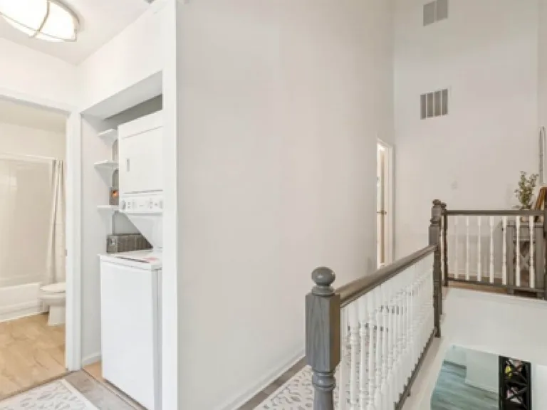 11 Harbor Dr — Photo 10