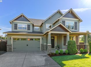 11812 White Ln, Oregon City, OR