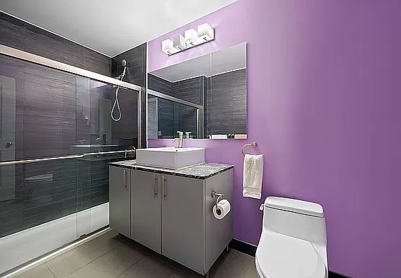 4th image of 5-49 Borden Ave #5M