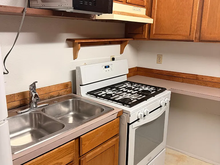 7122 S Hood Ct #5B — Photo 10