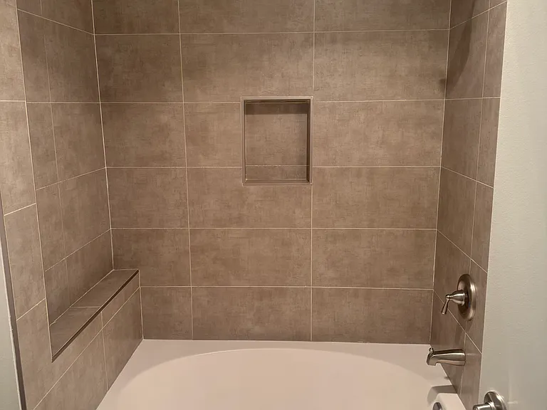 Barrington Apartment — Photo 15